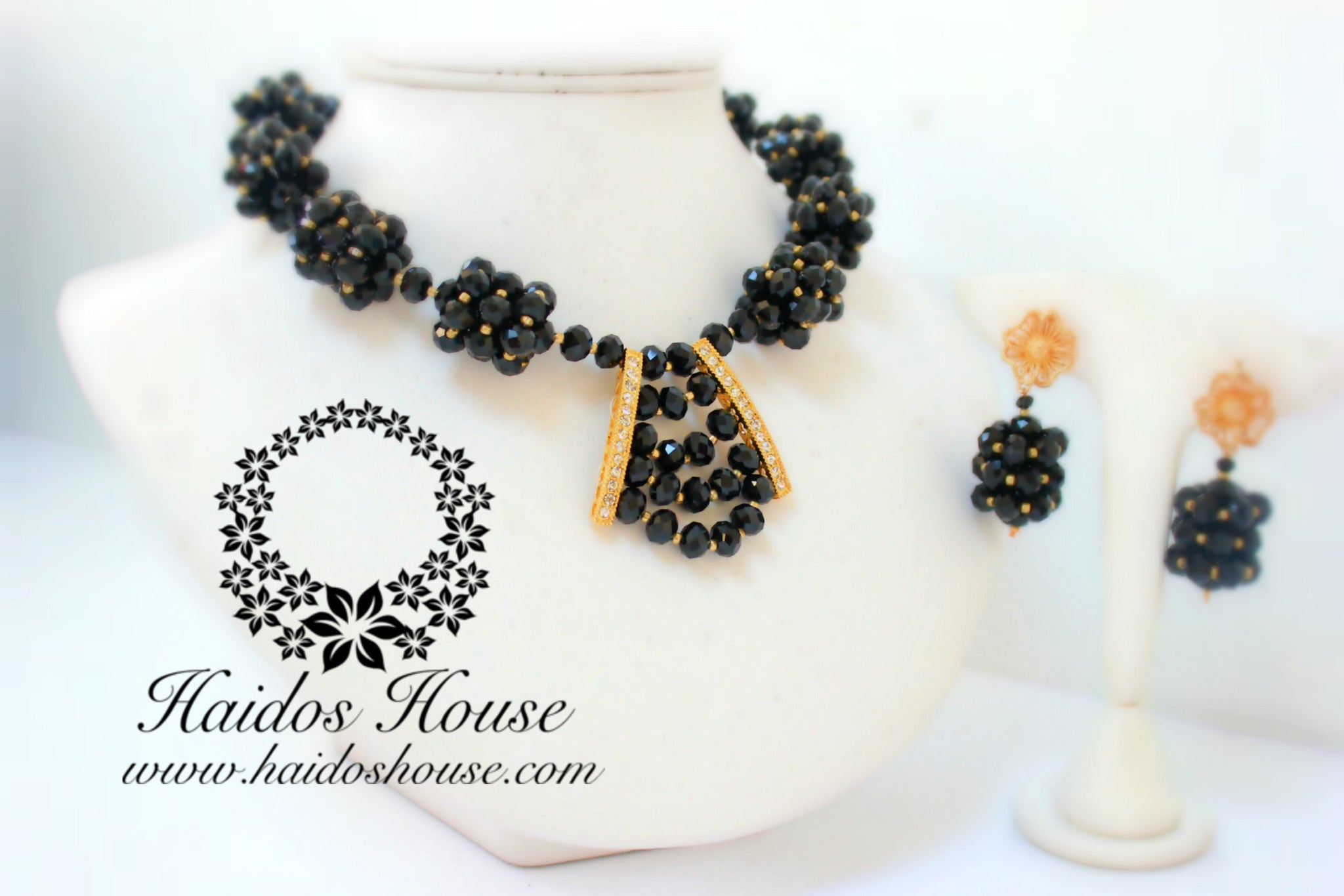 HBS 1251 - Haidos Black & Gold Barrel Bespoke Beads Set