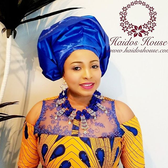 HBS 1217 - Haidos Royal Blue & Gold Bespoke Beads Set