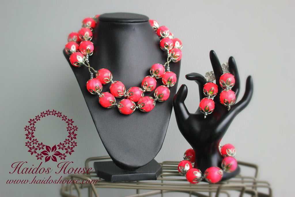 HBS 1207 - Haidos Fuchsia & Silver Bespoke Beads Set