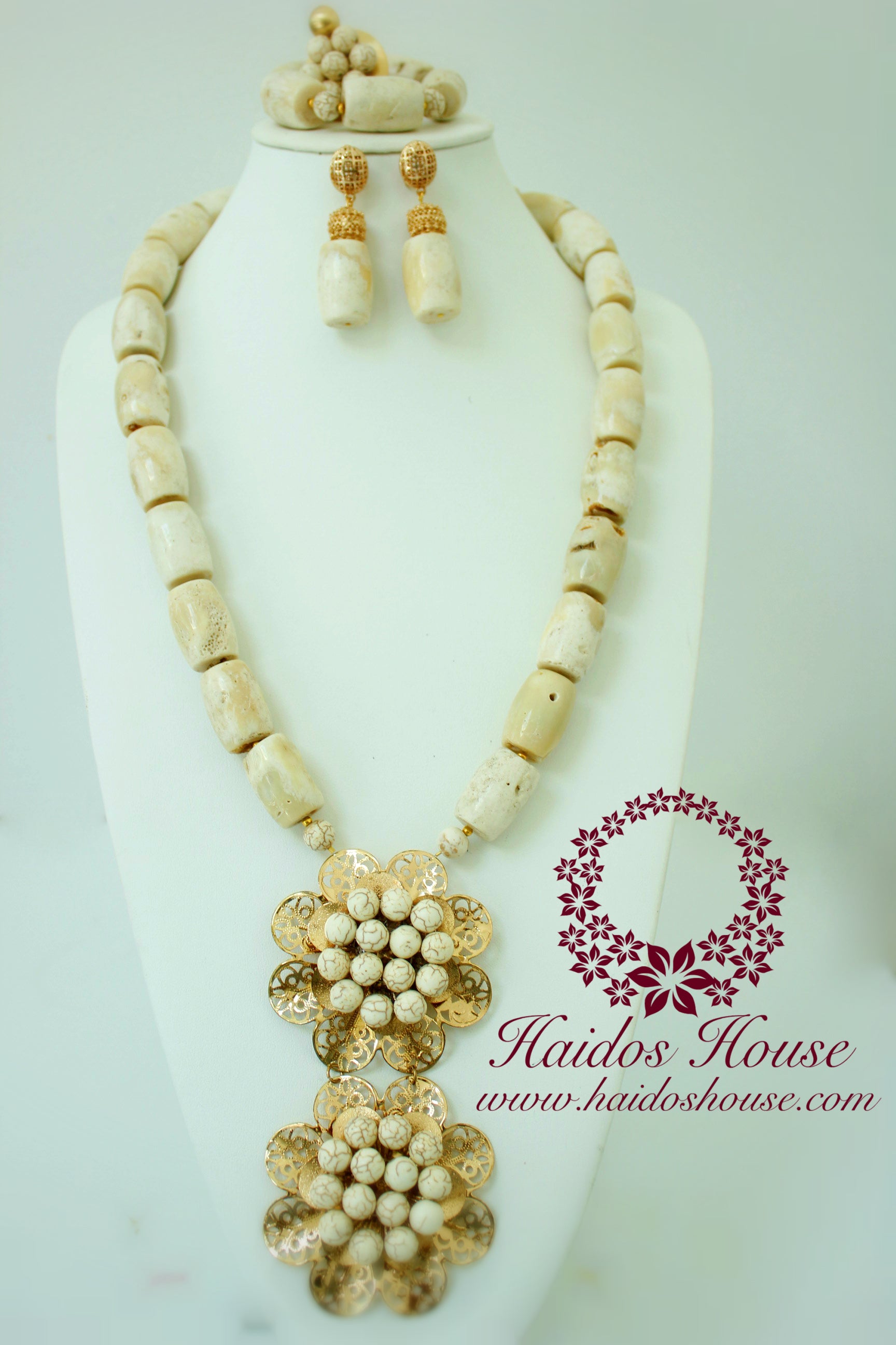 HBS 1209 - White Coral & Gold Beads Set