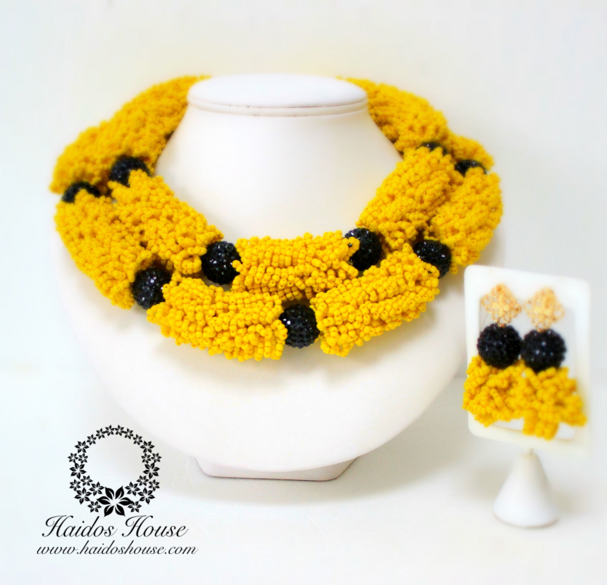 HBS 1261 - Haidos Yellow & Black "Daylor" Bespoke Beads Set